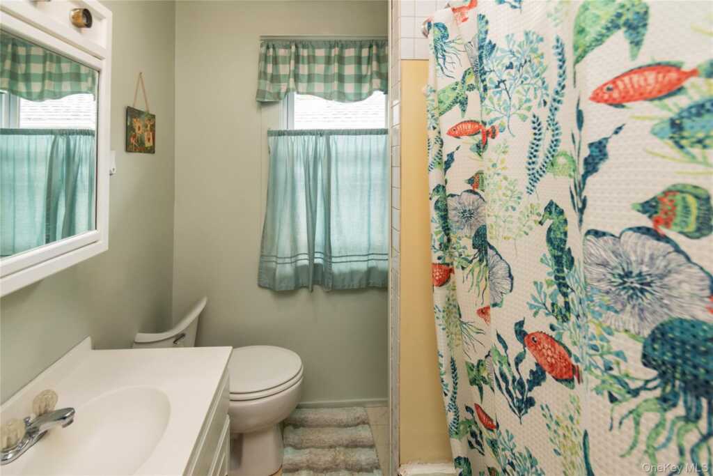 69 Washington Avenue, Kingston, NY 12401 - Photo 25 of 37