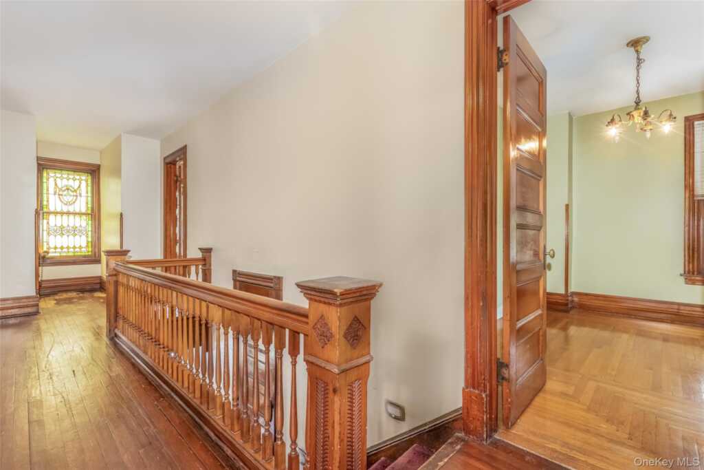 50 Spring Street, Kingston, NY 12401 - Photo 15 of 19