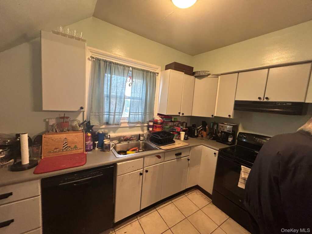 154 Fair Street, Kingston, NY 12401 - Photo 6 of 50