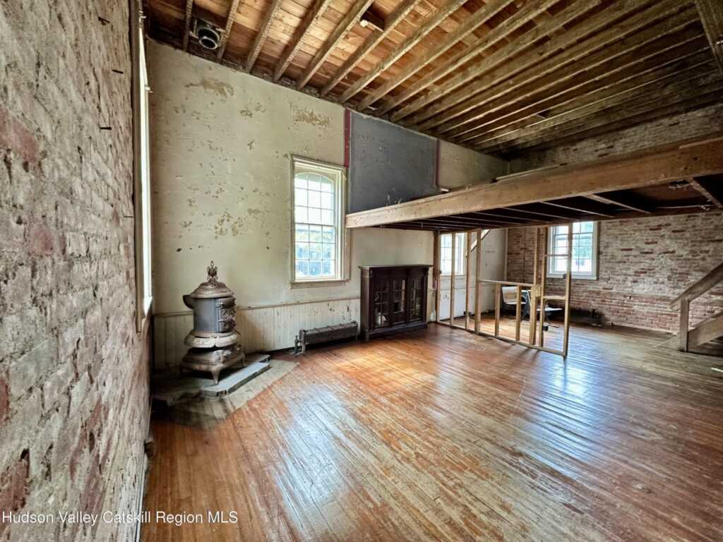 8 School House Lane, Rosendale, NY 12472 - Photo 13 of 24
