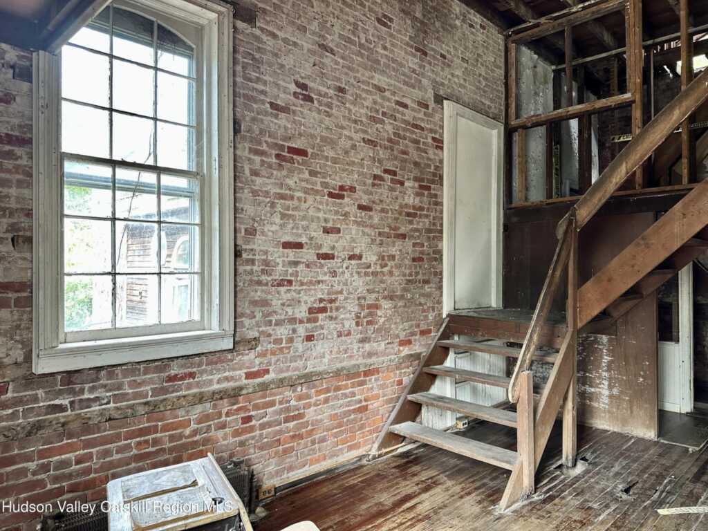 8 School House Lane, Rosendale, NY 12472 - Photo 14 of 24