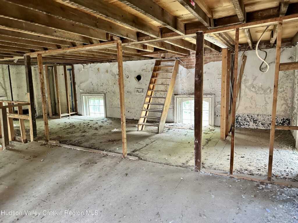 8 School House Lane, Rosendale, NY 12472 - Photo 18 of 24