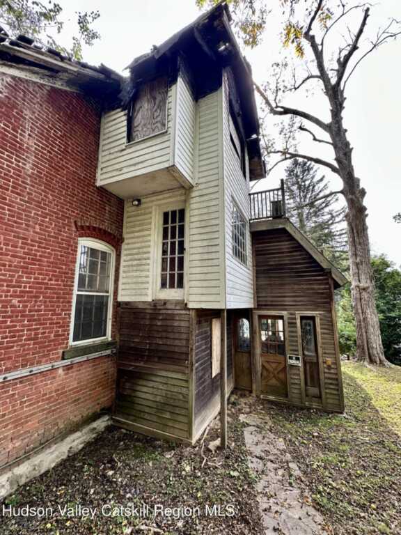 8 School House Lane, Rosendale, NY 12472 - Photo 6 of 24