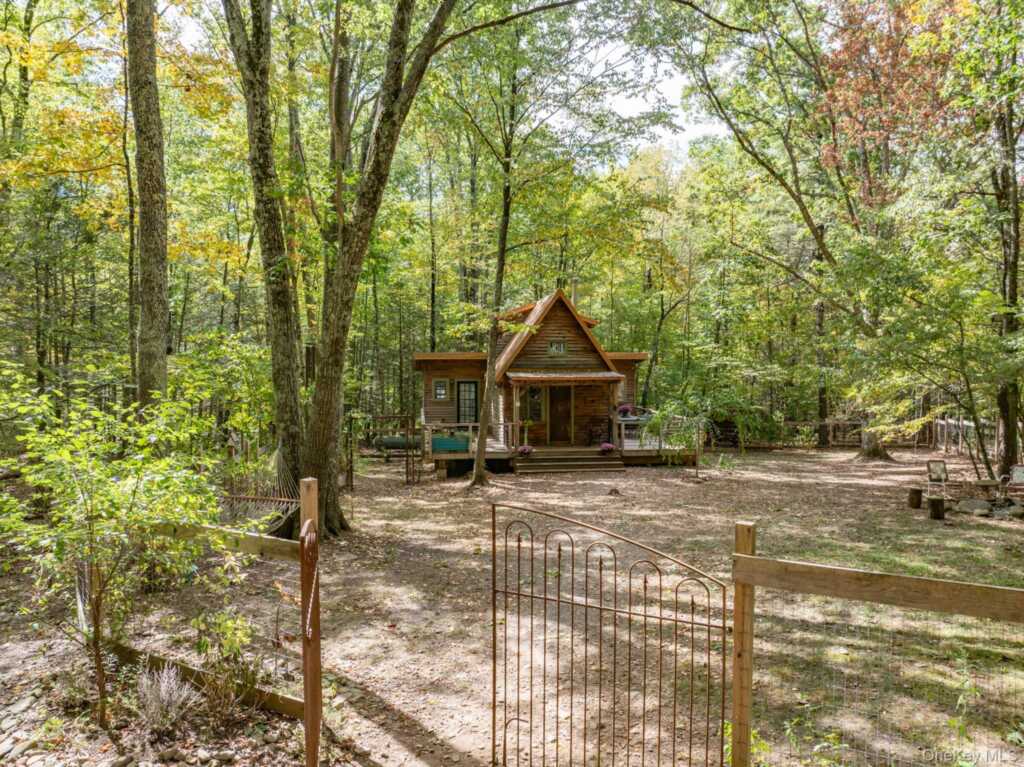36 Cross Patch Road, Woodstock, NY 12495 - Photo 26 of 34