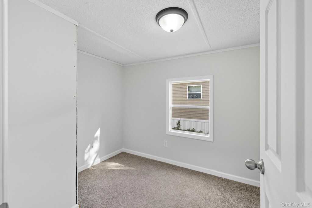 701-20 Sawkill Rd, Unit #20, Kingston, NY 12401 - Photo 12 of 29