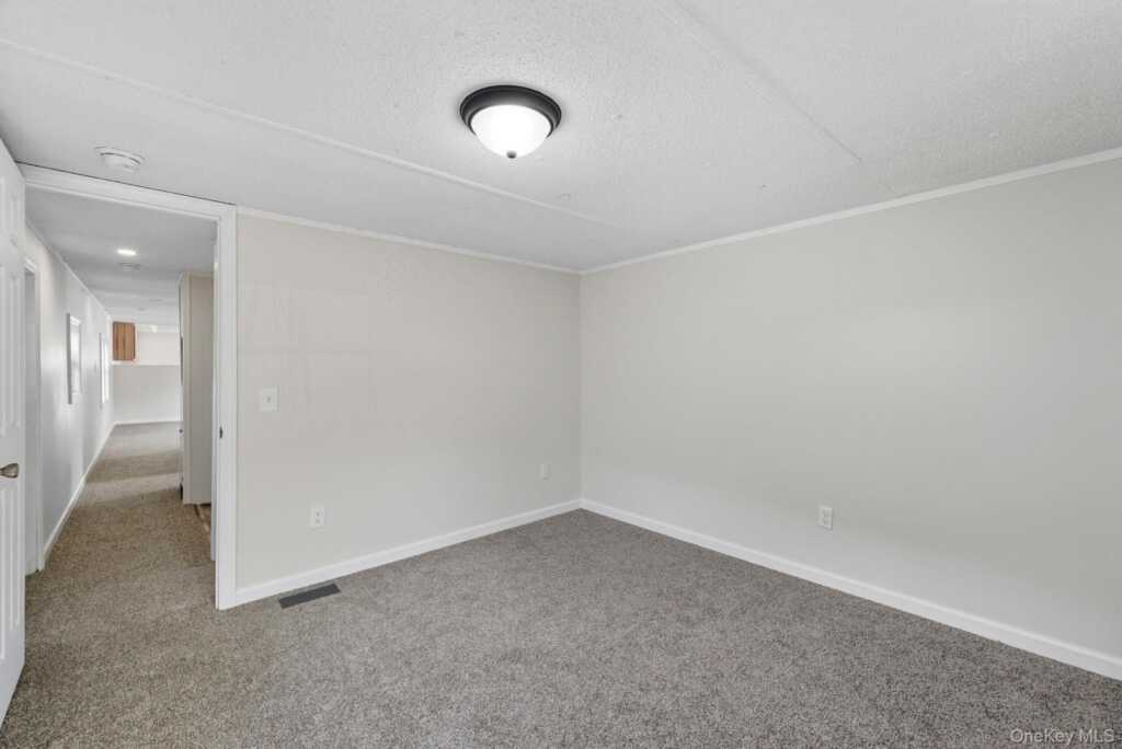701-20 Sawkill Rd, Unit #20, Kingston, NY 12401 - Photo 18 of 29