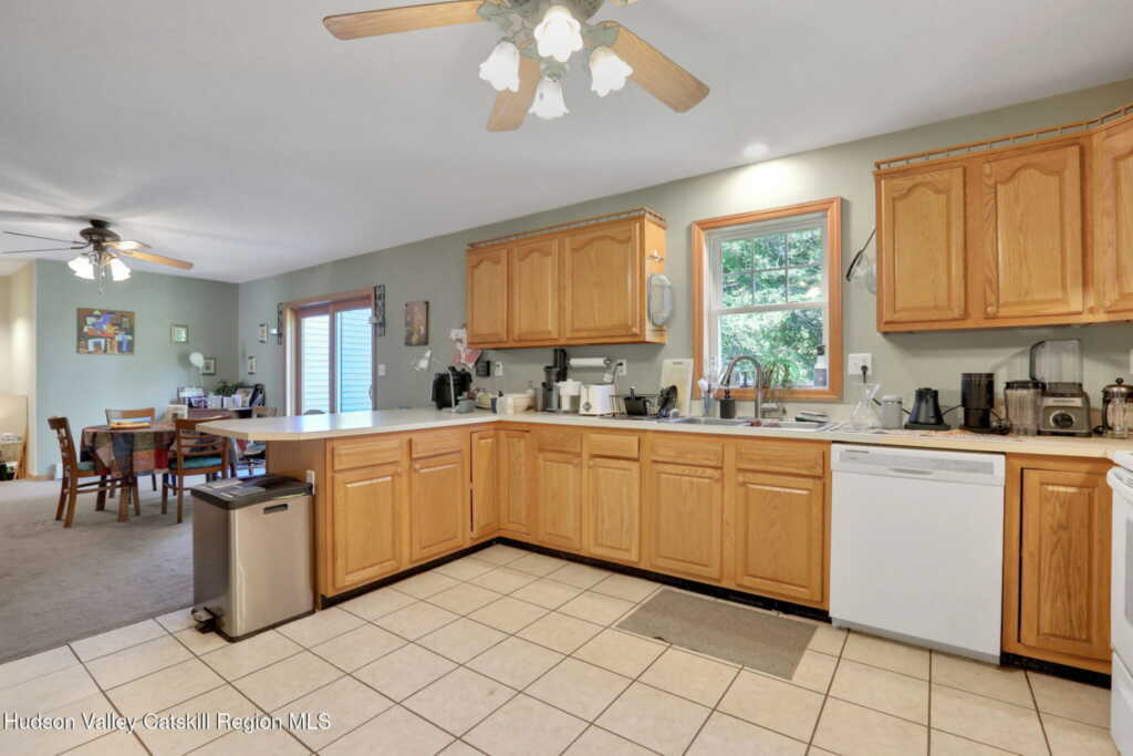 162 Hilltop Drive, Hurley, NY 12443 - Photo 10 of 46