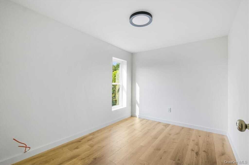 9 Dubois Street, Unit #A, Kingston, NY 12401 - Photo 5 of 8