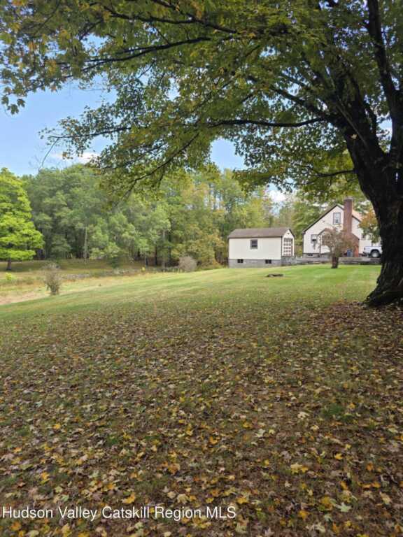 678-686 Route 212, Saugerties, NY 12477 - Photo 2 of 33
