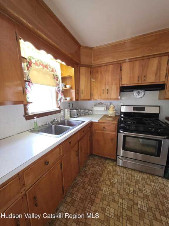678-686 Route 212, Saugerties, NY 12477 - Photo 3 of 33