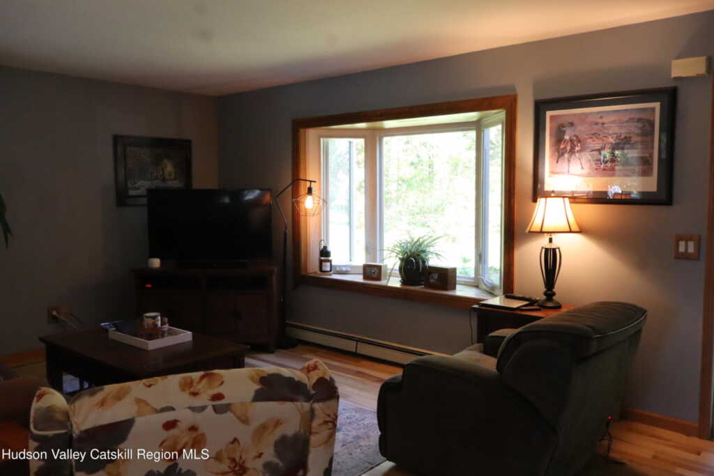 132 Dutchtown Road, Saugerties, NY 12477 - Photo 10 of 45