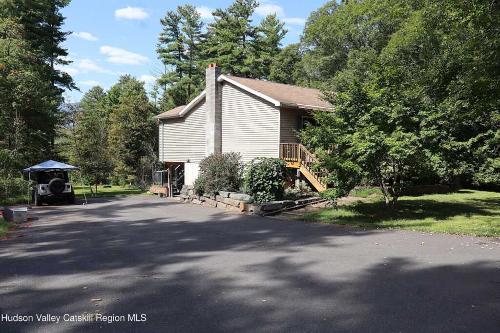 132 Dutchtown Road, Saugerties, NY 12477 - Photo 30 of 45