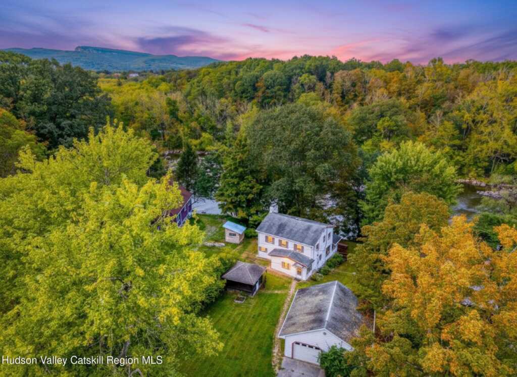 1232 Old Ford Circle, New Paltz, NY 12561