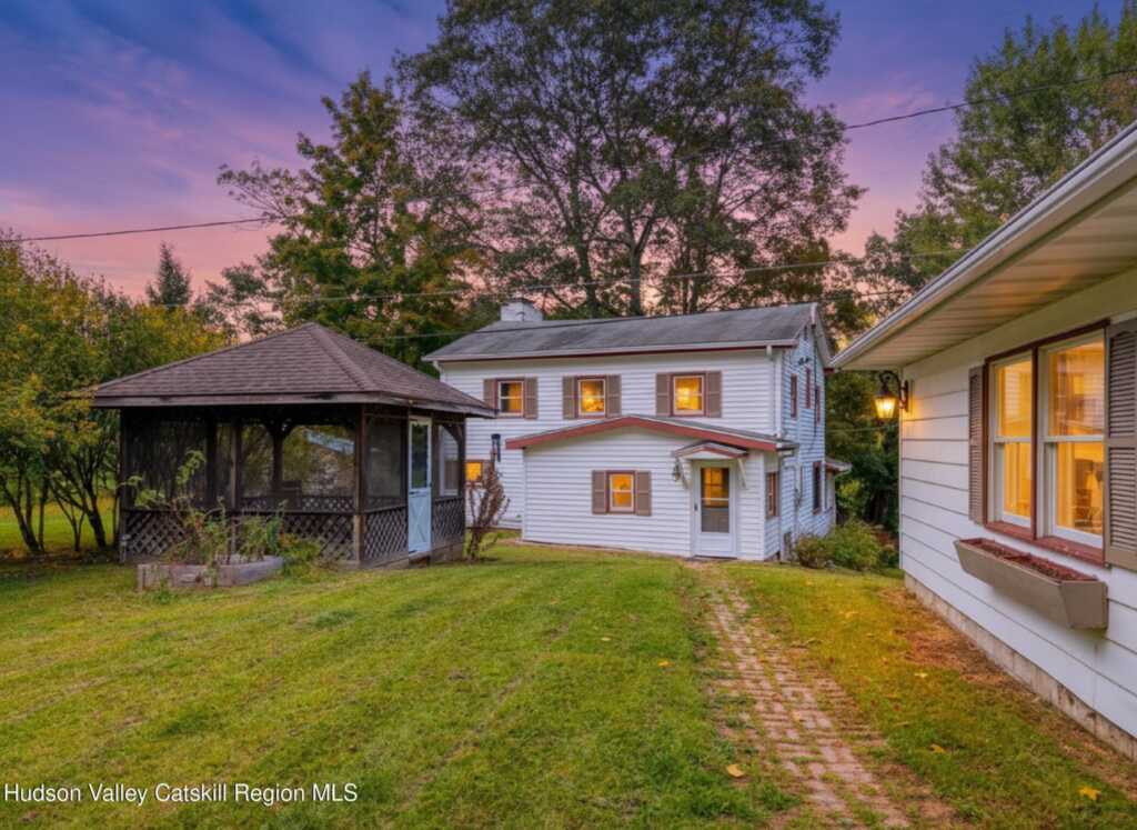 1232 Old Ford Circle, New Paltz, NY 12561 - Photo 7 of 50