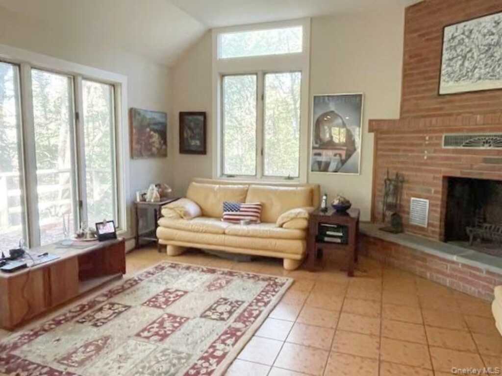 9 Watch Hill Road, New Paltz, NY 12561 - Photo 4 of 17