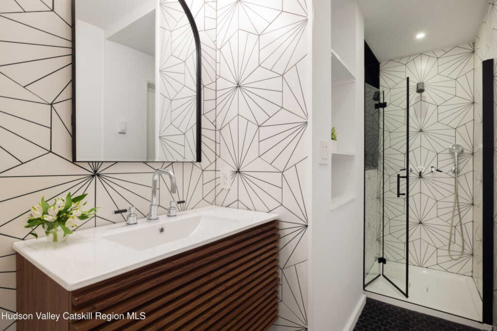 1671 Glasco Turnpike, Woodstock, NY 12498 - Photo 18 of 24