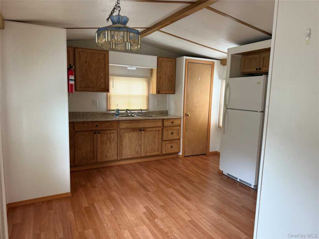 28 Orsland Lane, Unit #34, Hurley, NY 12491 - Photo 4 of 9
