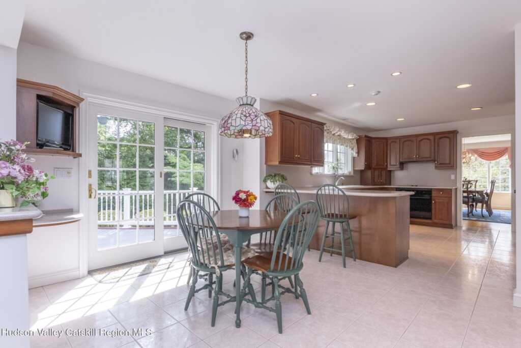 25 Alison Court, Kingston, NY 12401 - Photo 20 of 50