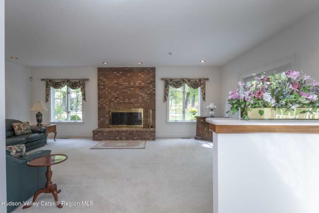 25 Alison Court, Kingston, NY 12401 - Photo 23 of 50