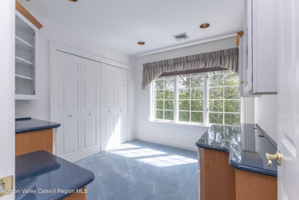 25 Alison Court, Kingston, NY 12401 - Photo 36 of 50