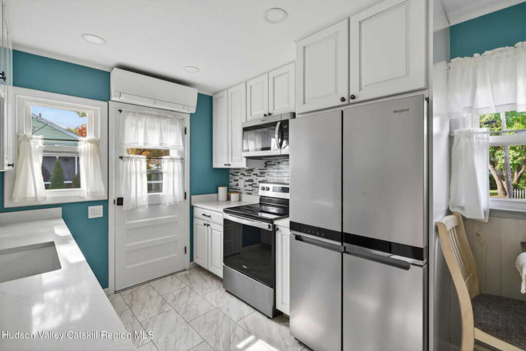 106 Yarmouth Street, Kingston, NY 12401 - Photo 6 of 19