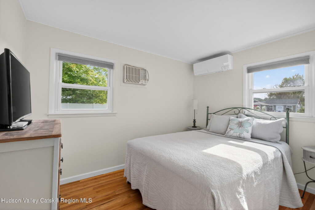 106 Yarmouth Street, Kingston, NY 12401 - Photo 9 of 19