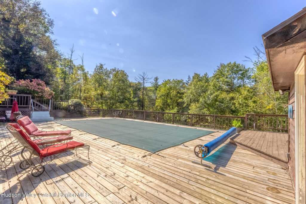 30 Glenerie, Saugerties, NY 12477 - Photo 4 of 37