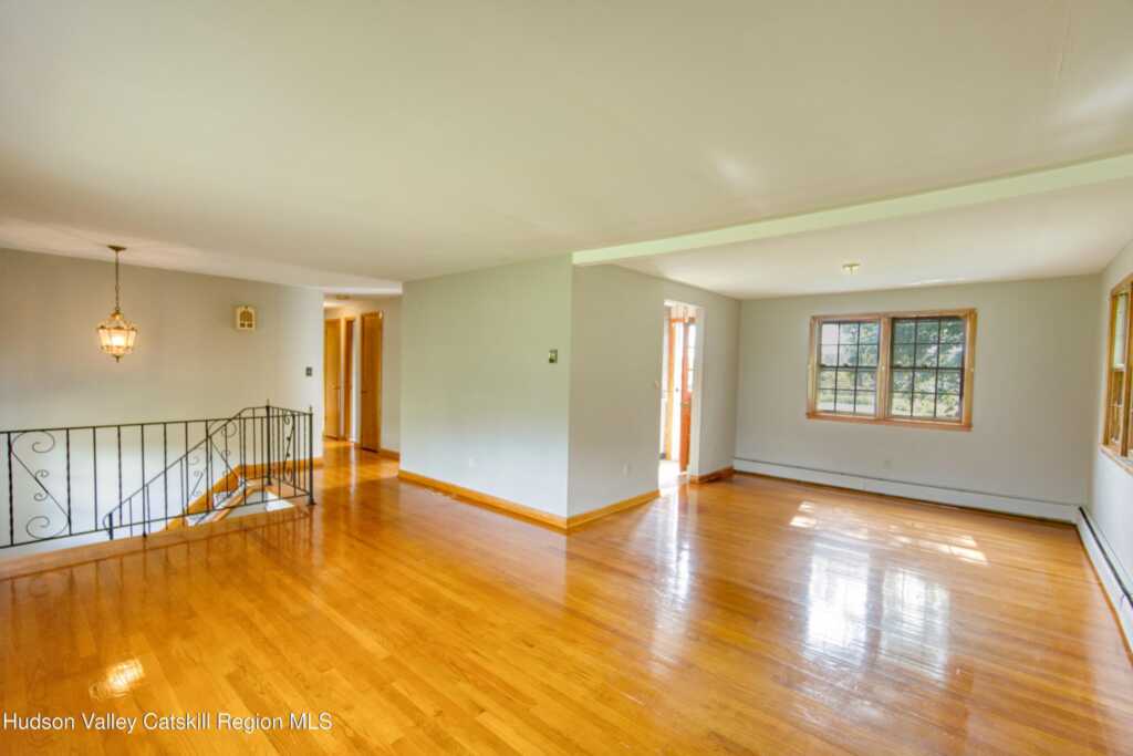 315 Pine Bush Road, Stone Ridge, NY 12484 - Photo 18 of 37