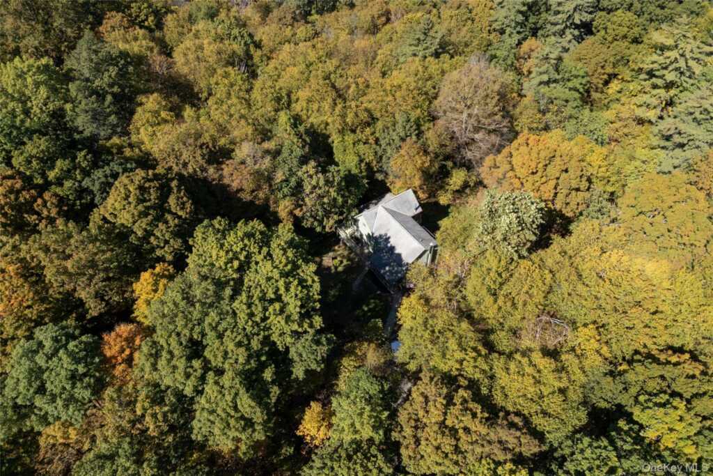72 Old Farm Road, Rhinebeck, NY 12572 - Photo 41 of 42