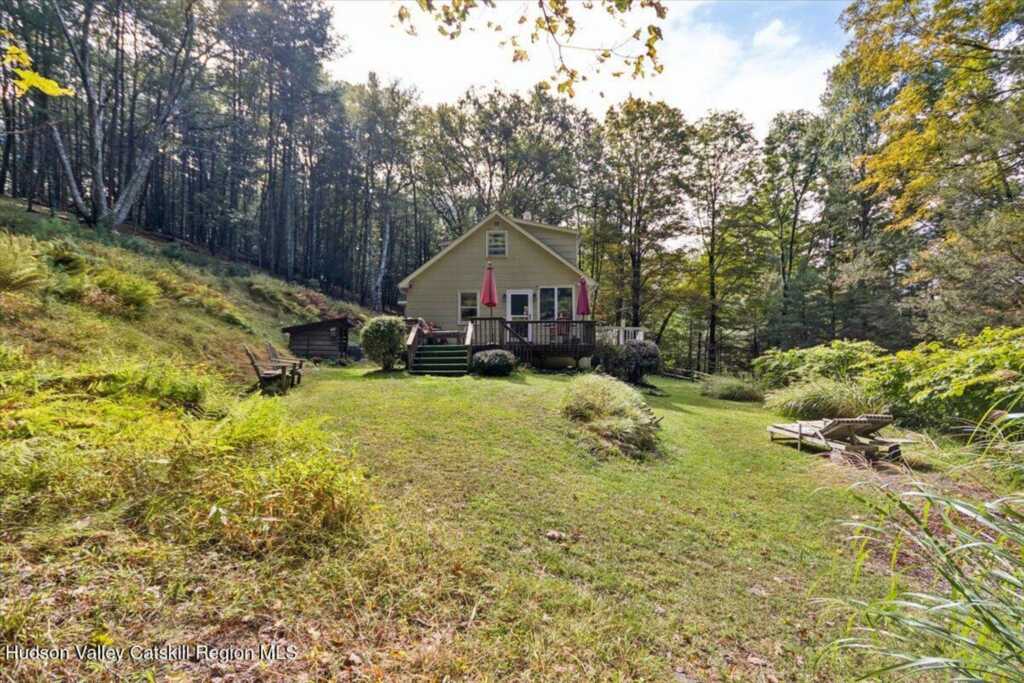 826 Buck Road, Stone Ridge, NY 12484 - Photo 3 of 40