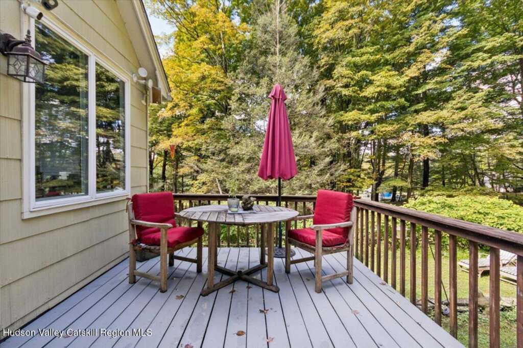 826 Buck Road, Stone Ridge, NY 12484 - Photo 9 of 40