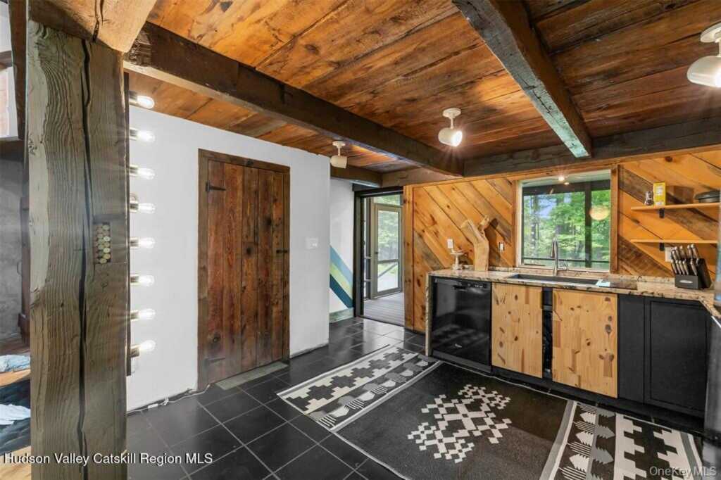 66 Hill Road, Kingston, NY 12401 - Photo 10 of 25