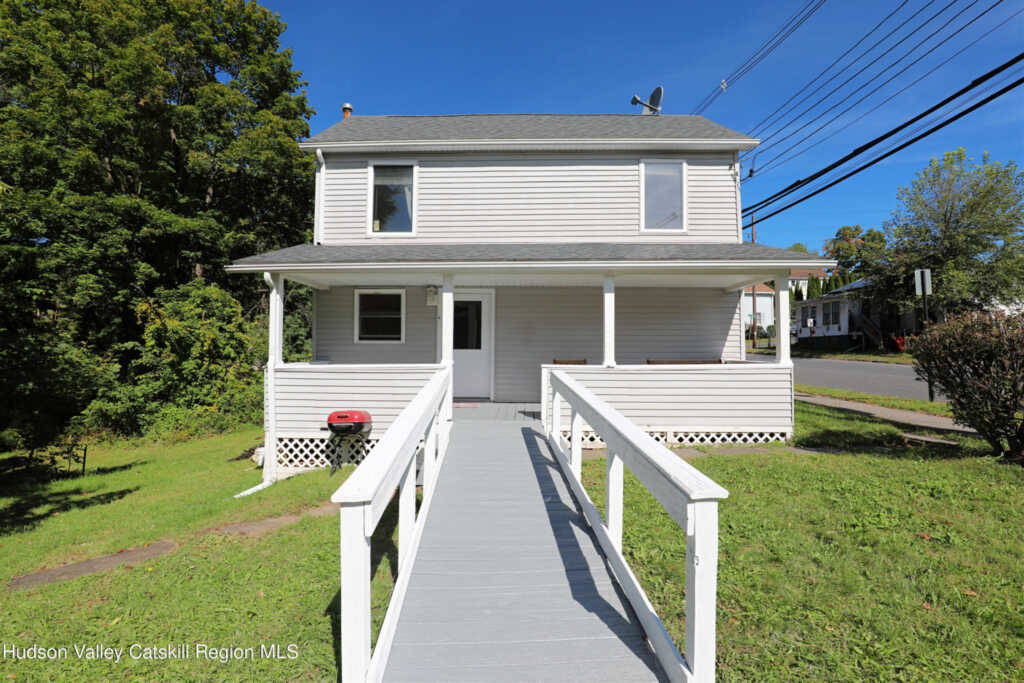 110 Bridge Street, Saugerties, NY 12477
