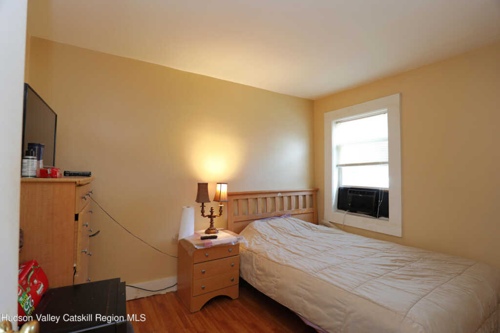 110 Bridge Street, Saugerties, NY 12477 - Photo 14 of 15