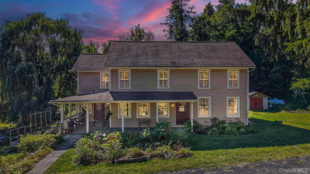 55 Lennox Avenue, Hurley, NY 12433 - Photo 2 of 29