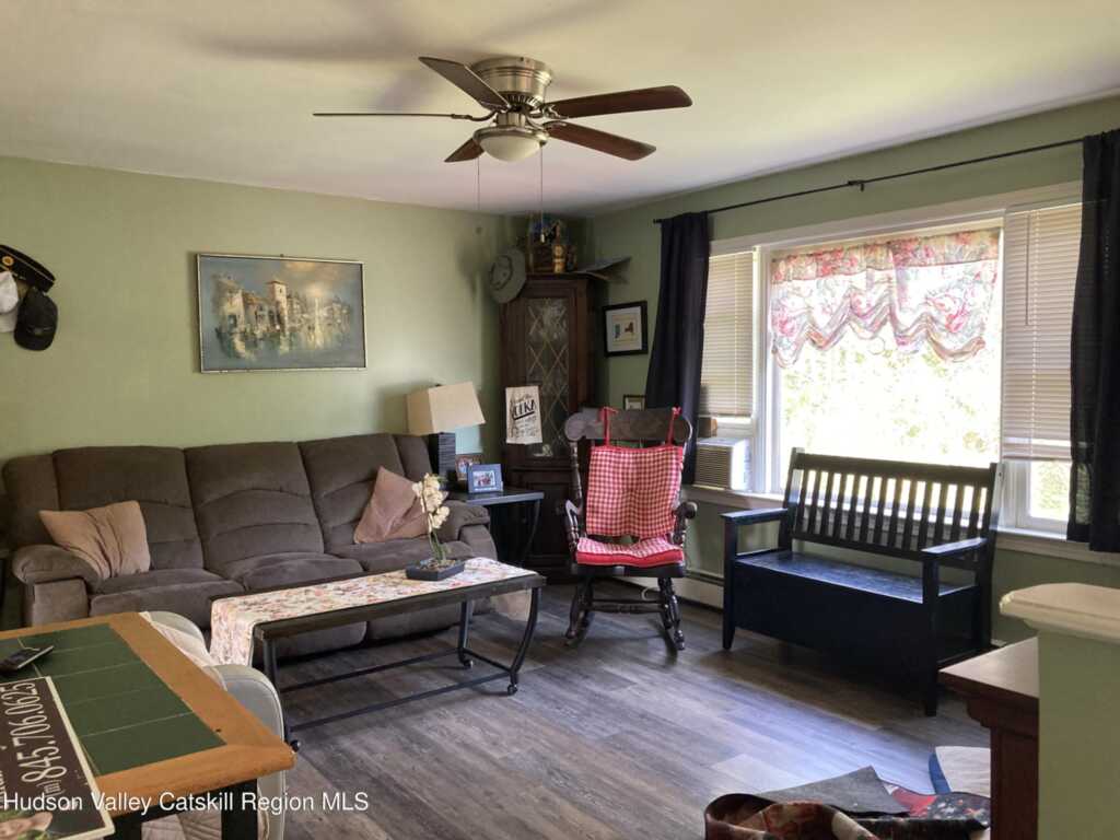 204 Heather Lane, Kingston, NY 12401 - Photo 2 of 22