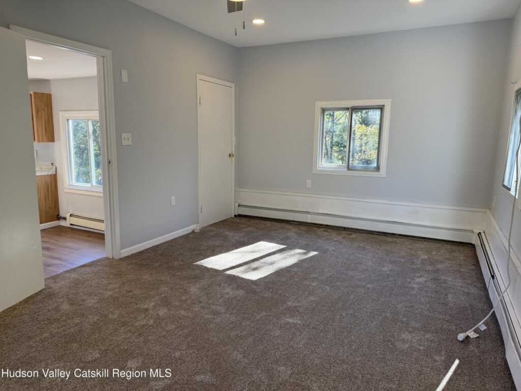 1050 Lucas Ave Extension Extension, Unit #C, Hurley, NY 12443 - Photo 6 of 8