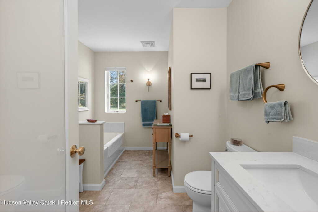555 Mountain View Avenue, Hurley, NY 12443 - Photo 26 of 46