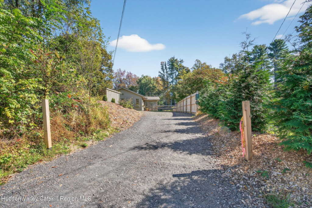 555 Mountain View Avenue, Hurley, NY 12443 - Photo 36 of 46