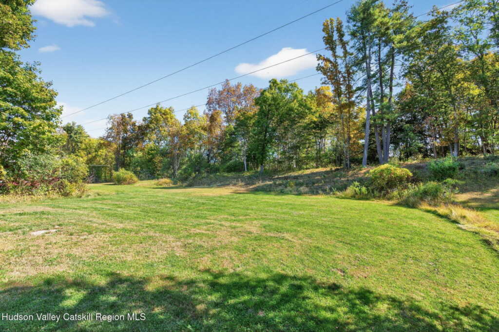 555 Mountain View Avenue, Hurley, NY 12443 - Photo 39 of 46