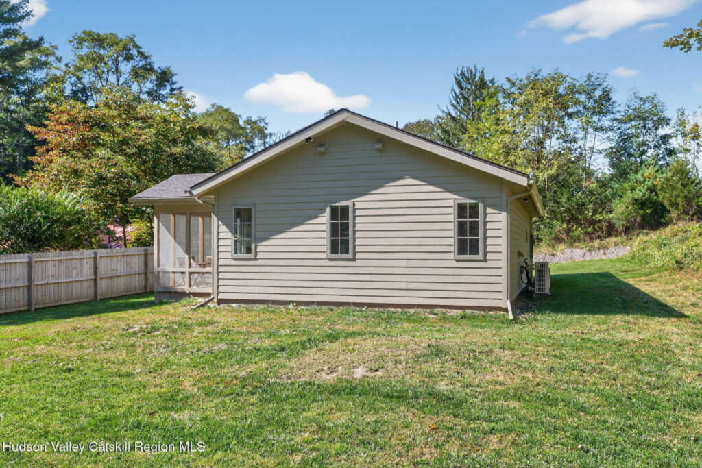 555 Mountain View Avenue, Hurley, NY 12443 - Photo 40 of 46