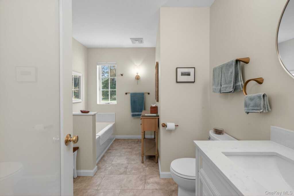 555 Mountain View Avenue, Hurley, NY 12443 - Photo 28 of 44