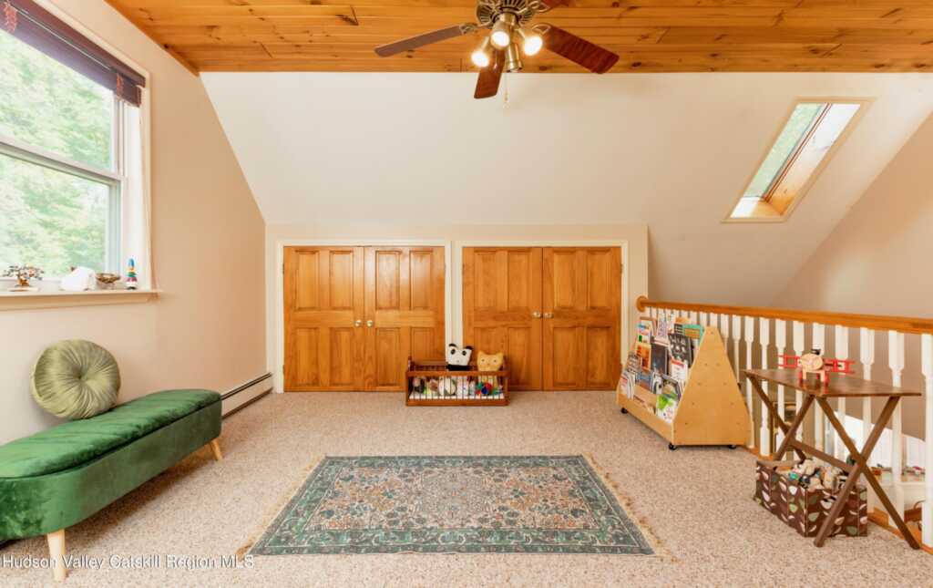 688 Churchland Road, Saugerties, NY 12477 - Photo 17 of 38