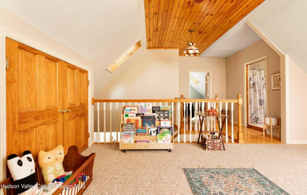 688 Churchland Road, Saugerties, NY 12477 - Photo 18 of 38
