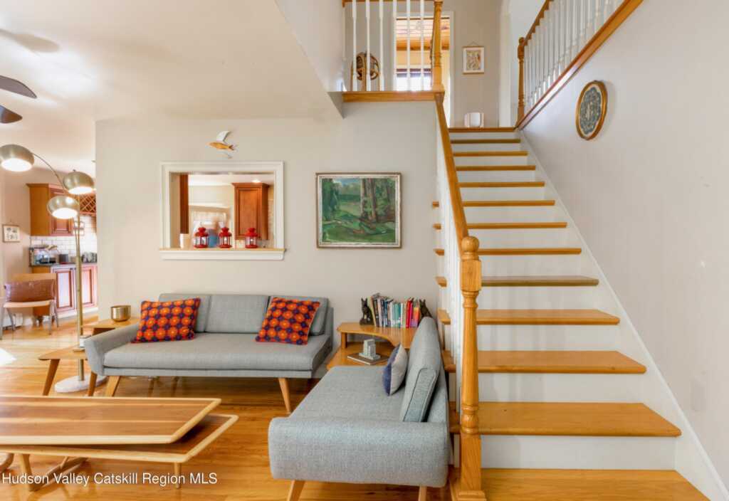688 Churchland Road, Saugerties, NY 12477 - Photo 3 of 38
