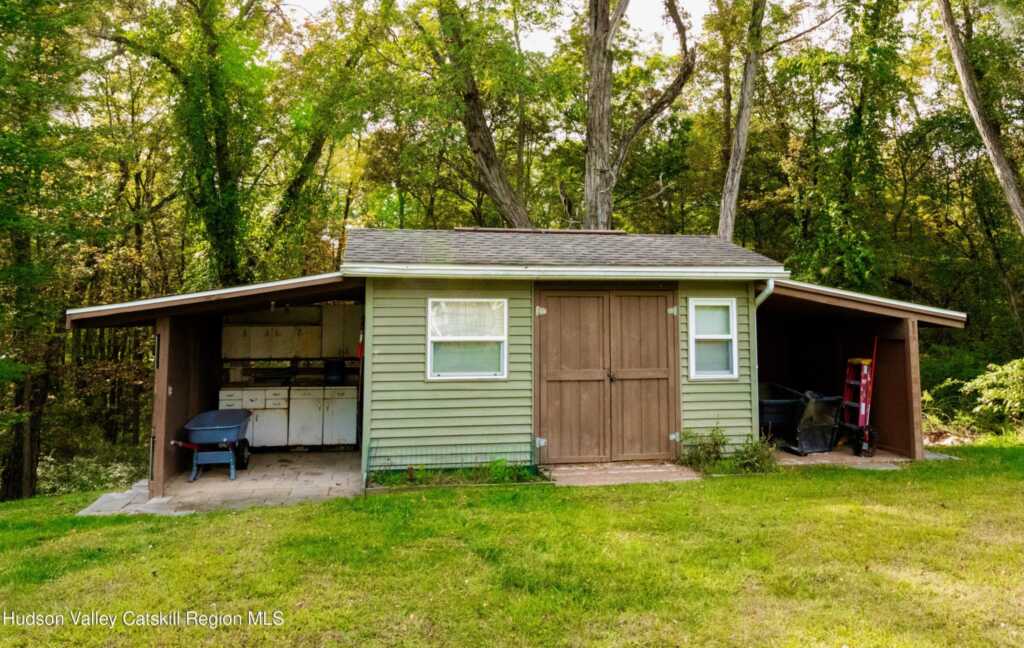 688 Churchland Road, Saugerties, NY 12477 - Photo 33 of 38