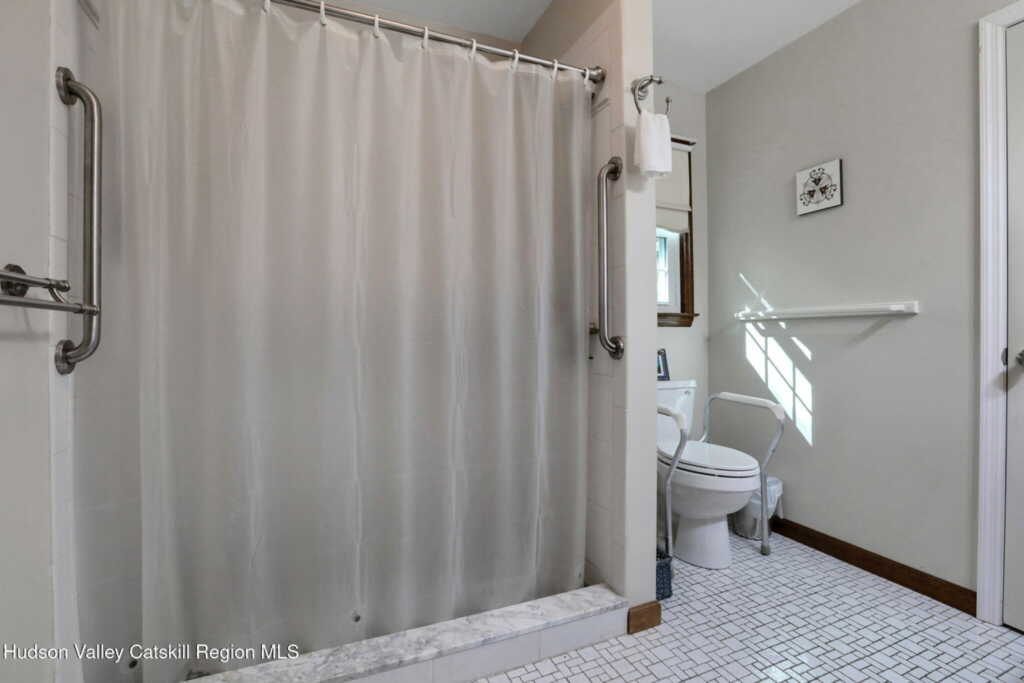 1033 Old Post Road, New Paltz, NY 12561 - Photo 28 of 35