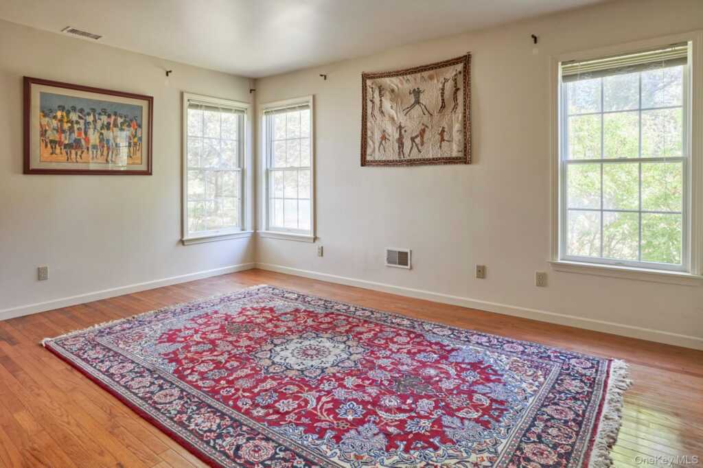 111 Sandalwood Lane, Rhinebeck, NY 12572 - Photo 16 of 27