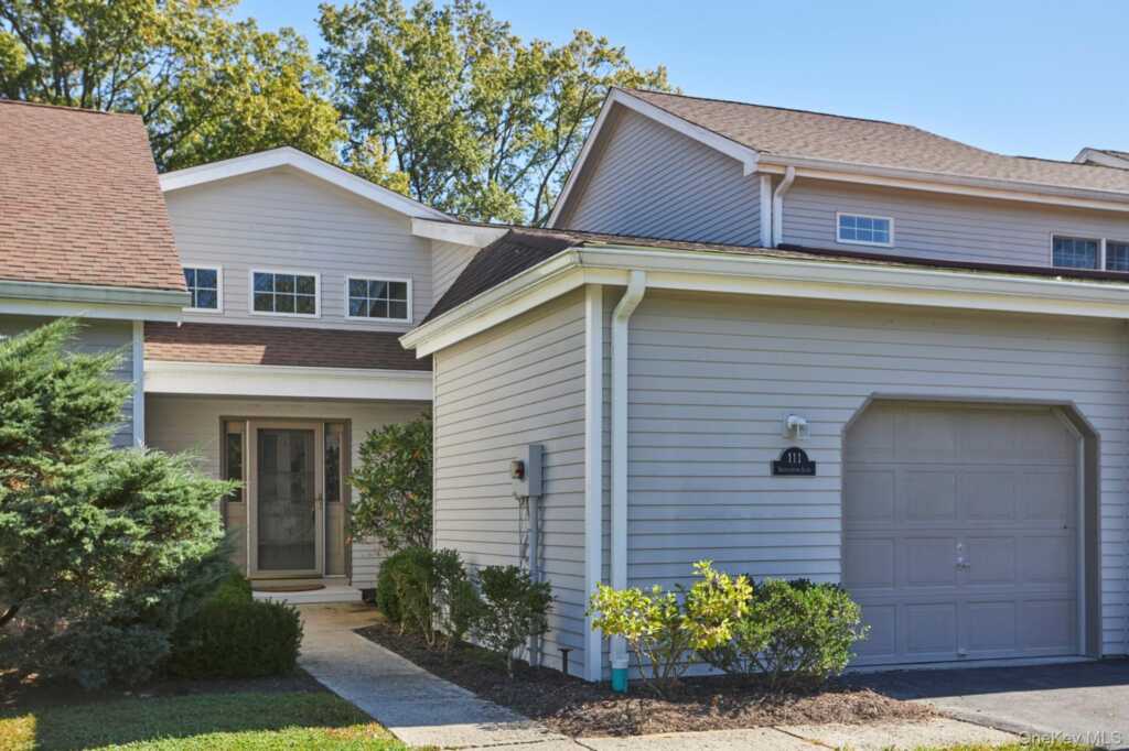 111 Sandalwood Lane, Rhinebeck, NY 12572 - Photo 2 of 27