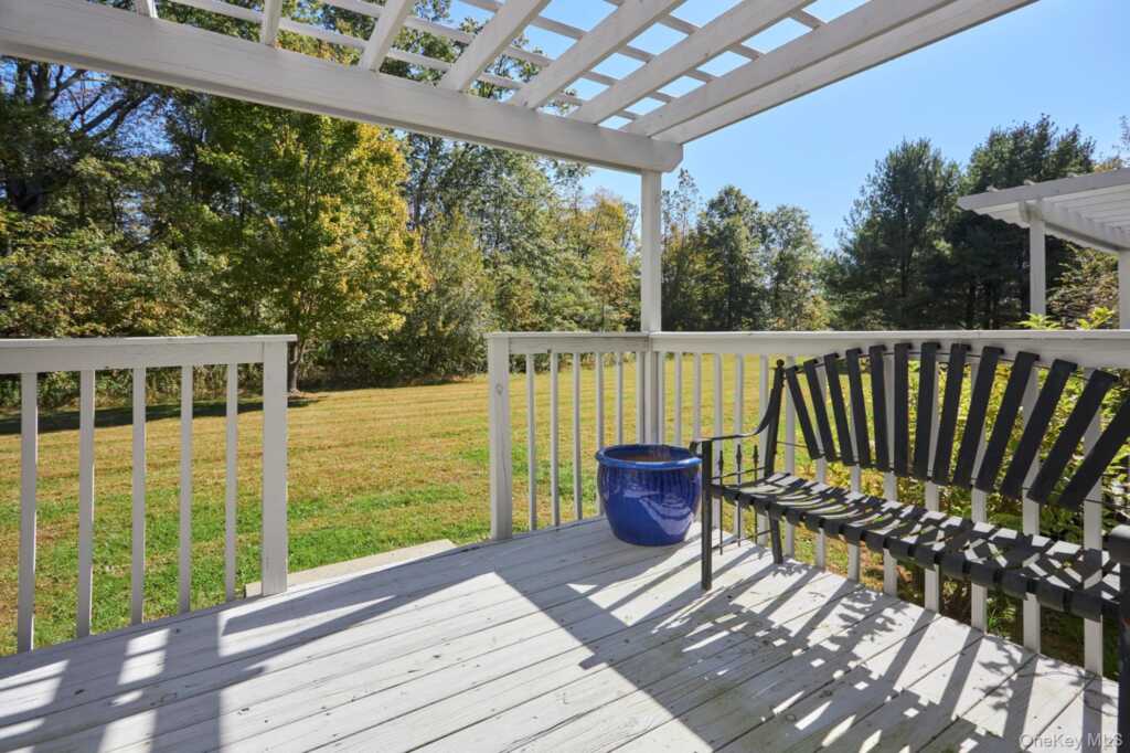 111 Sandalwood Lane, Rhinebeck, NY 12572 - Photo 20 of 27